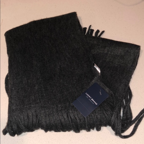 Lucky Brand Solid Brushed Gray Scarf - Picture 3 of 5